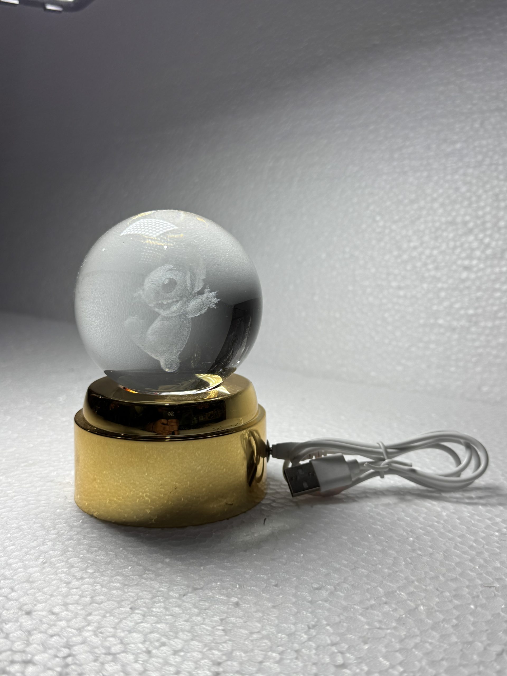 Lámpara de Cristal con Personaje con Base Giratoria